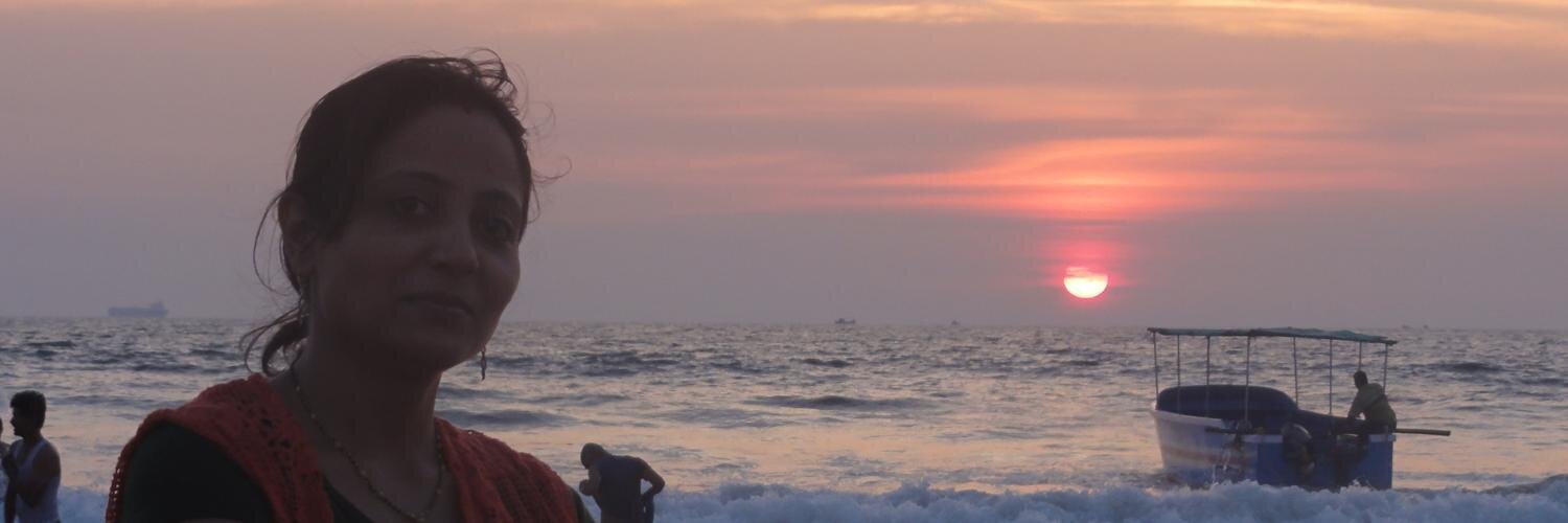 rashmini1985's profile banner image
