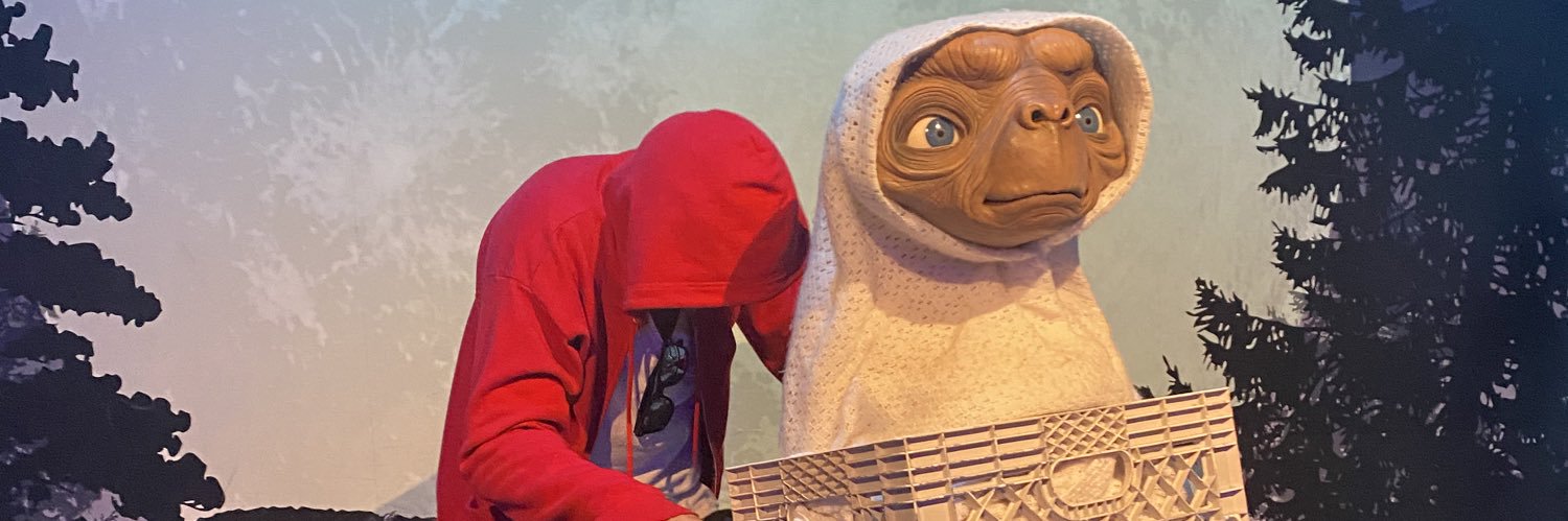 theryne18's profile banner image