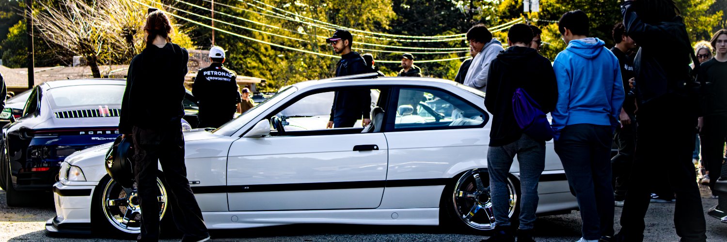 r0aver's profile banner image