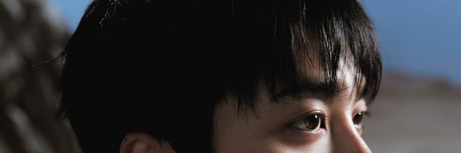 vvnavys's profile banner image