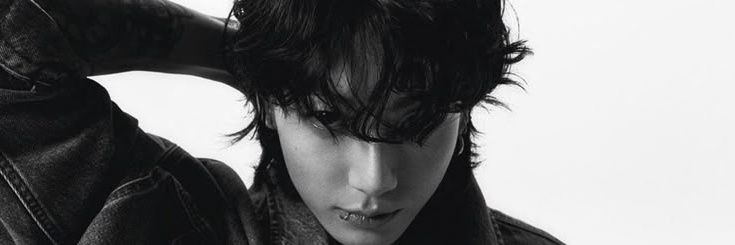 gynwi's profile banner image