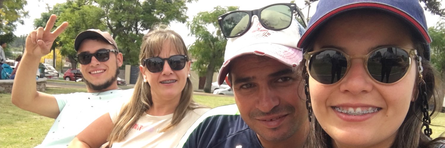 ValeRamos20's profile banner image