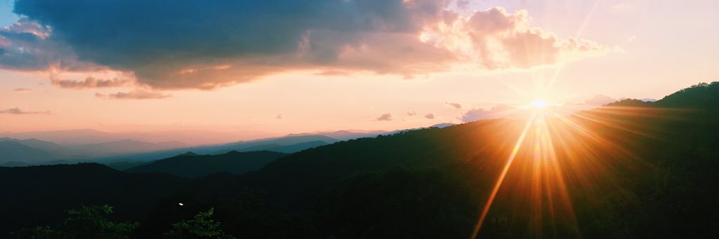 eryn_hall's profile banner image
