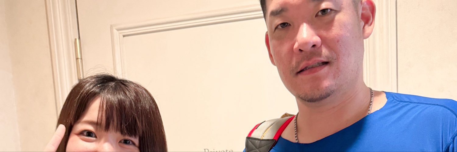 mahokoo's profile banner image