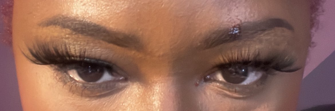 Daymonea's profile banner image