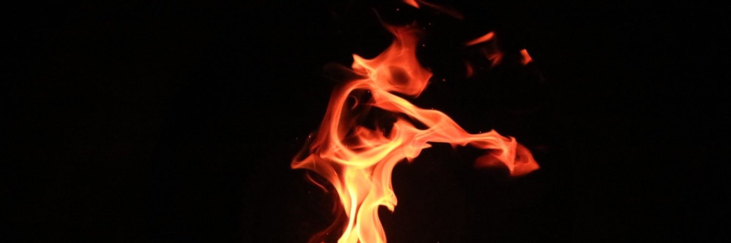 doeseen's profile banner image