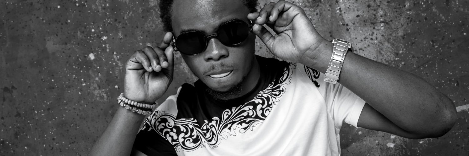 iamqdee_'s profile banner image