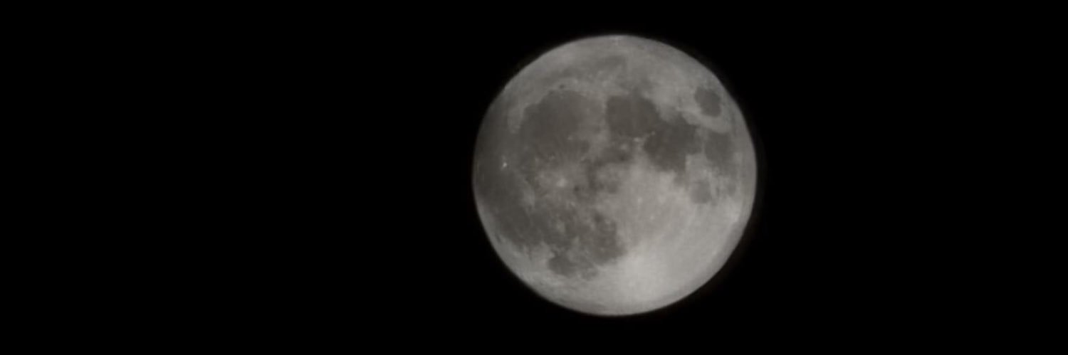dee344's profile banner image
