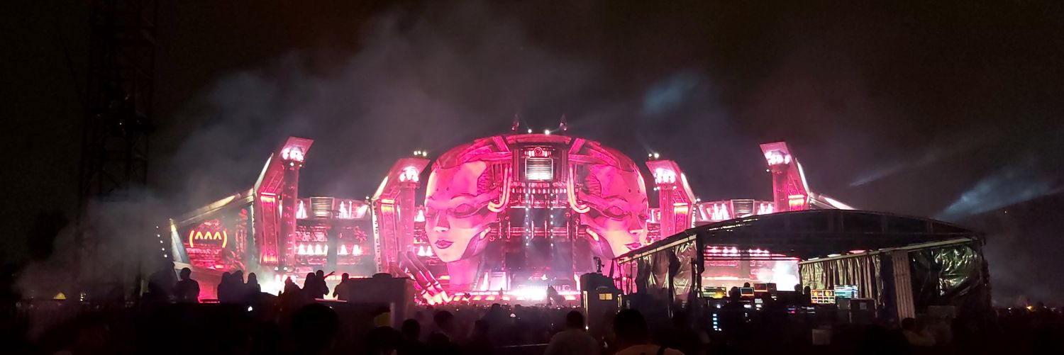 vtrponce's profile banner image