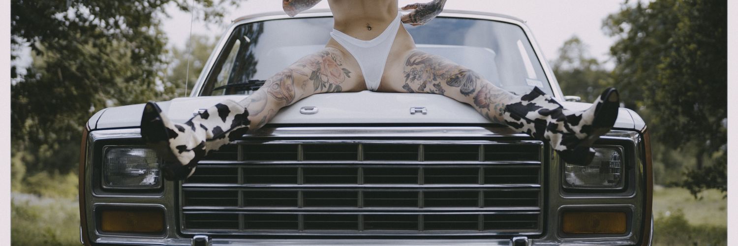 Torrie_Blake's profile banner image