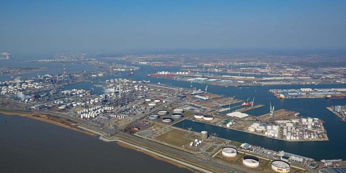 ExxonMobil Belgium banner