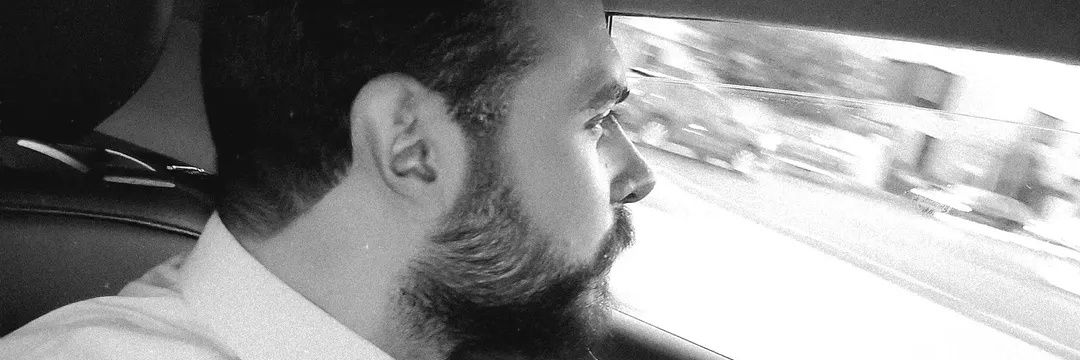 𝕄 𝕀 𝔻 𝕆 banner