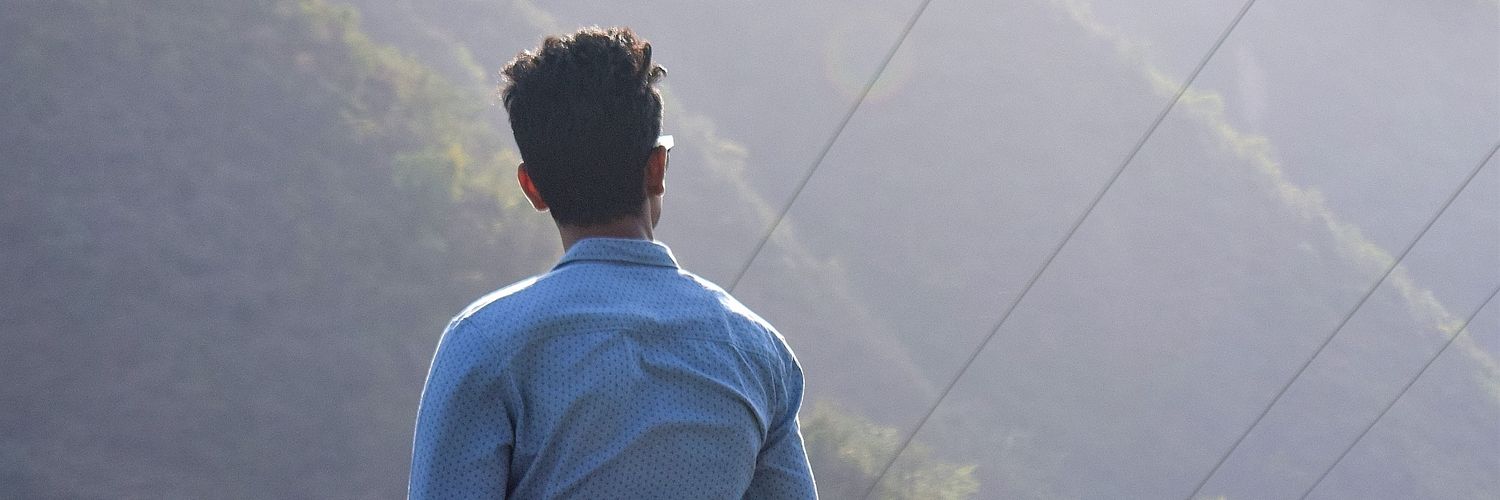 amar_singhaniya's profile banner image