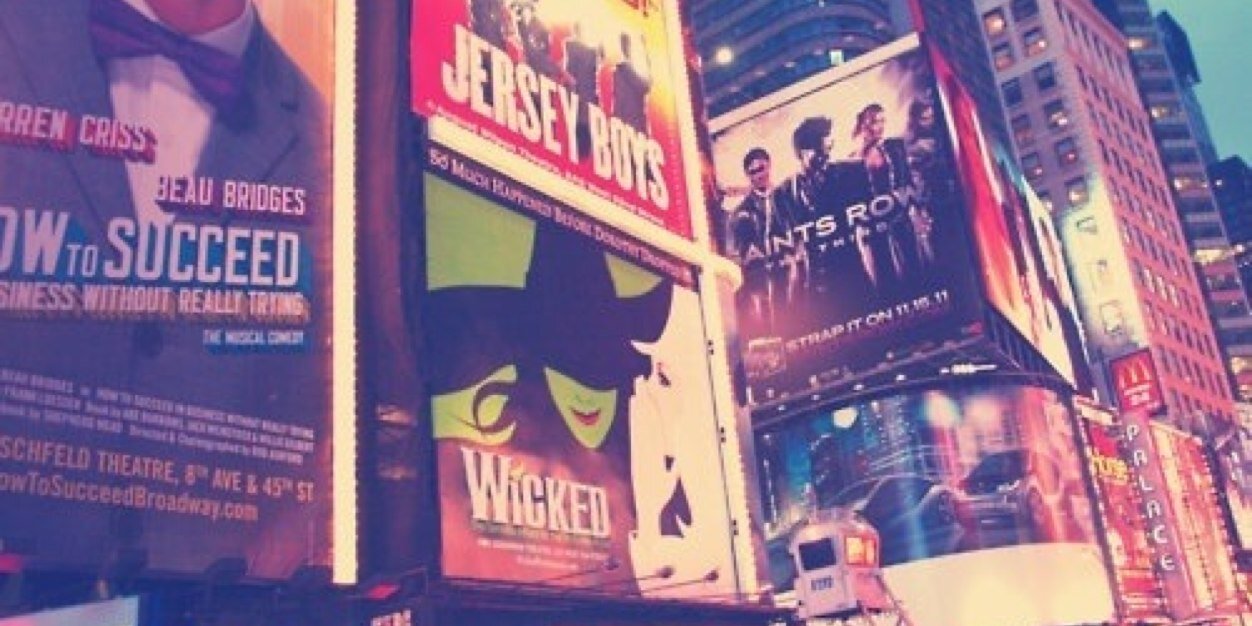 charlyascott's profile banner image
