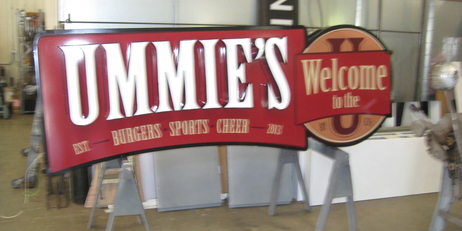 ummiesbar's profile banner image