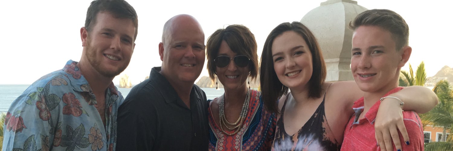 alisonleonard24's profile banner image