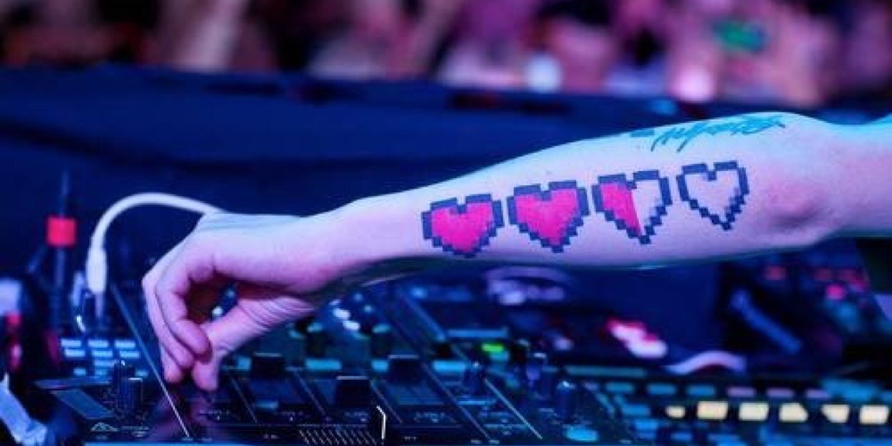 RaveMx's profile banner image