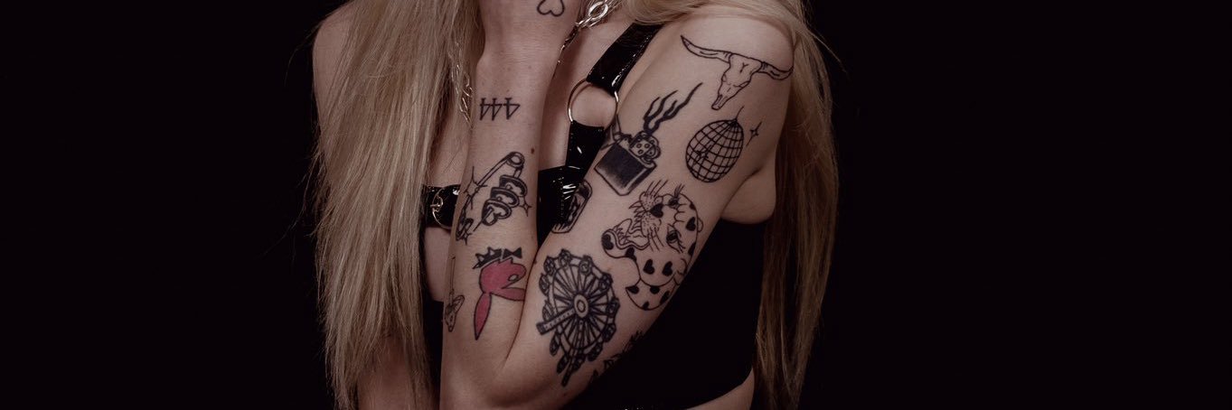 hanlaureng's profile banner image