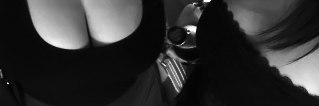 nanavyq's profile banner image