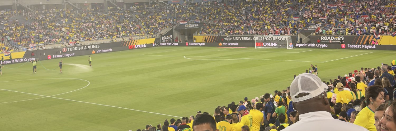 thiagomike's profile banner image