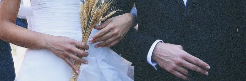 ellaer12's profile banner image