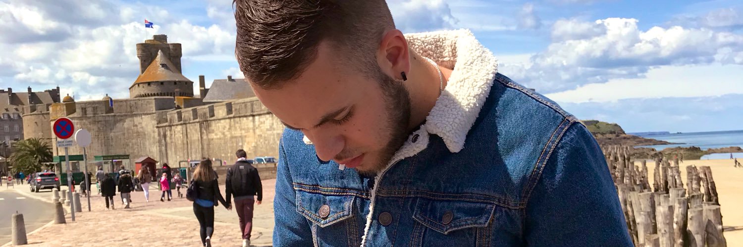 billy8hope's profile banner image
