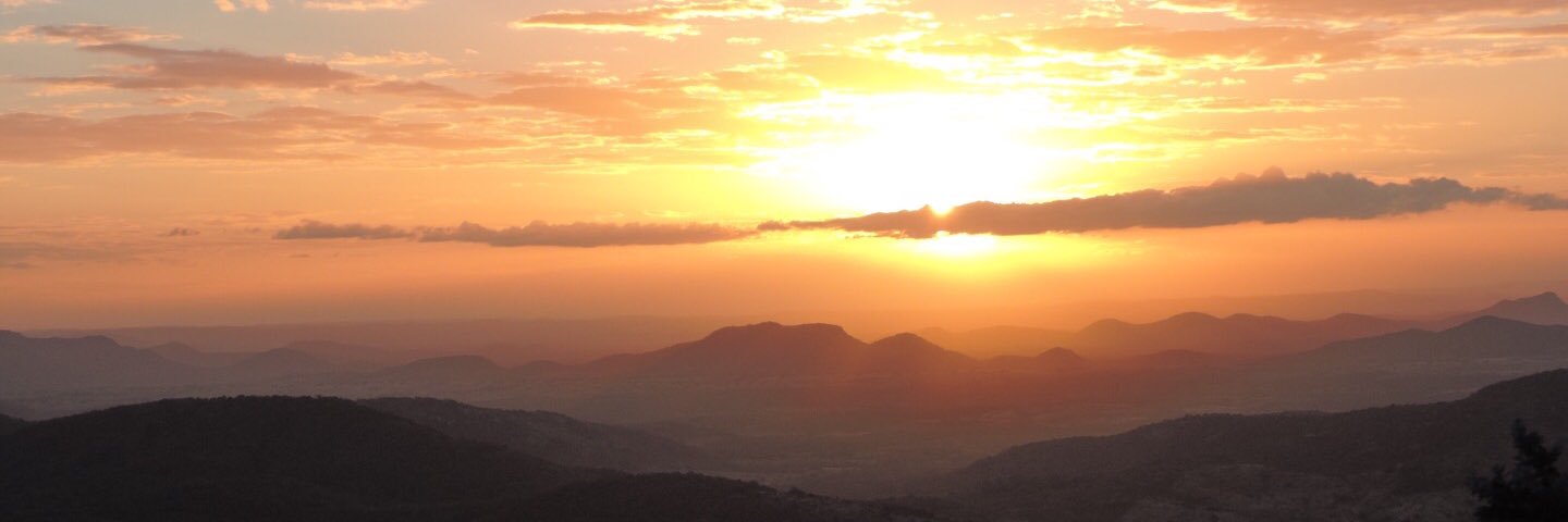 Emmanuelle_CC's profile banner image