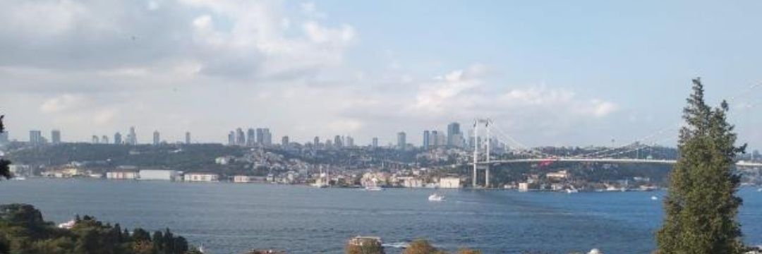 sr552r's profile banner image