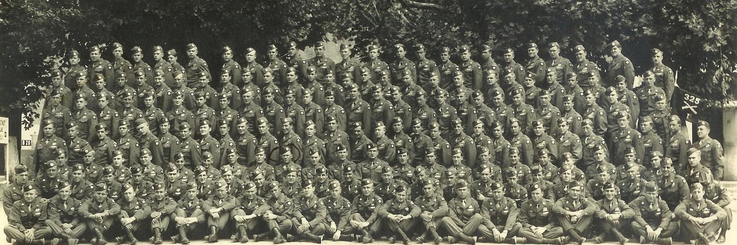 HistoryWithPics's profile banner image