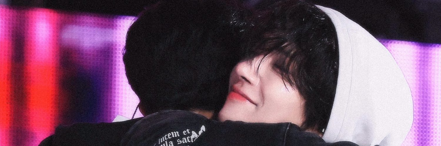 leeseokku's profile banner image