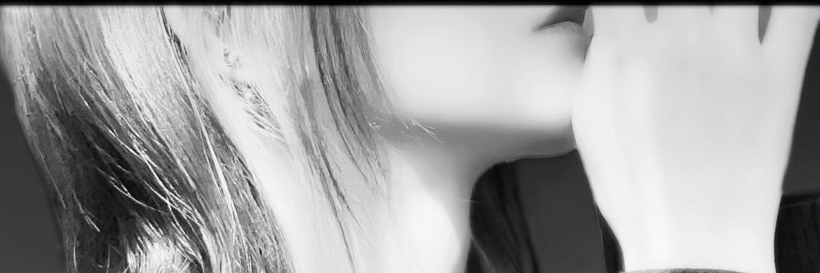 isafuyunn's profile banner image