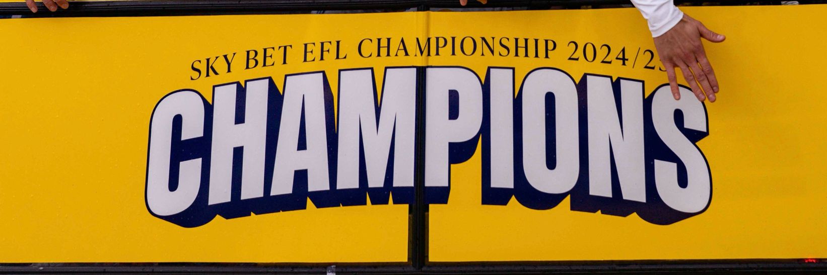 mightywhite92💩🏠🏆🐟🍟 banner