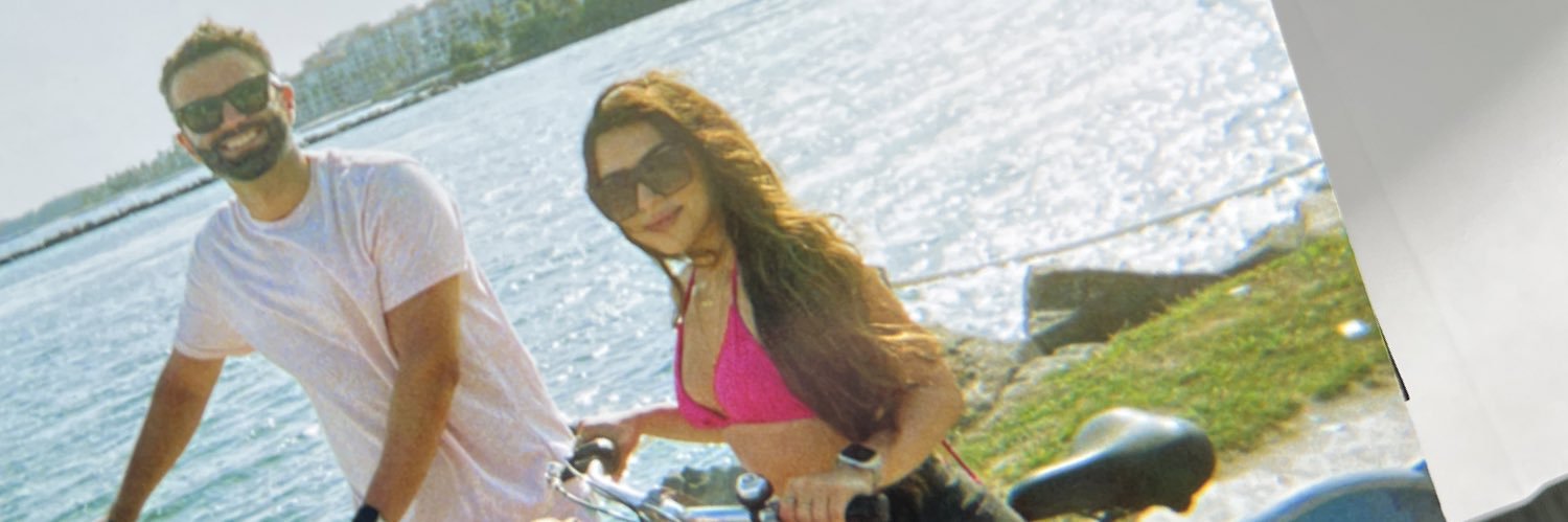 violintress's profile banner image