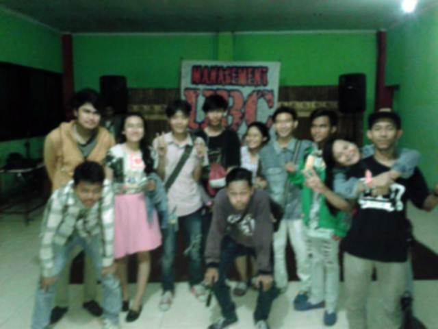 Umi Bebas Crew banner