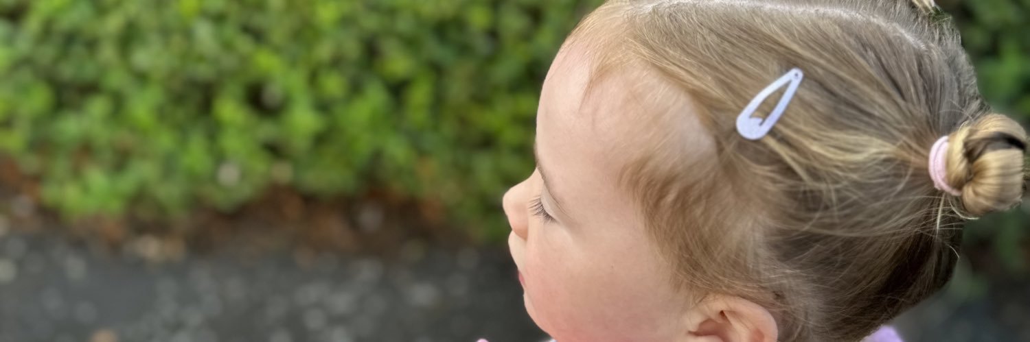 Rachellyons_'s profile banner image