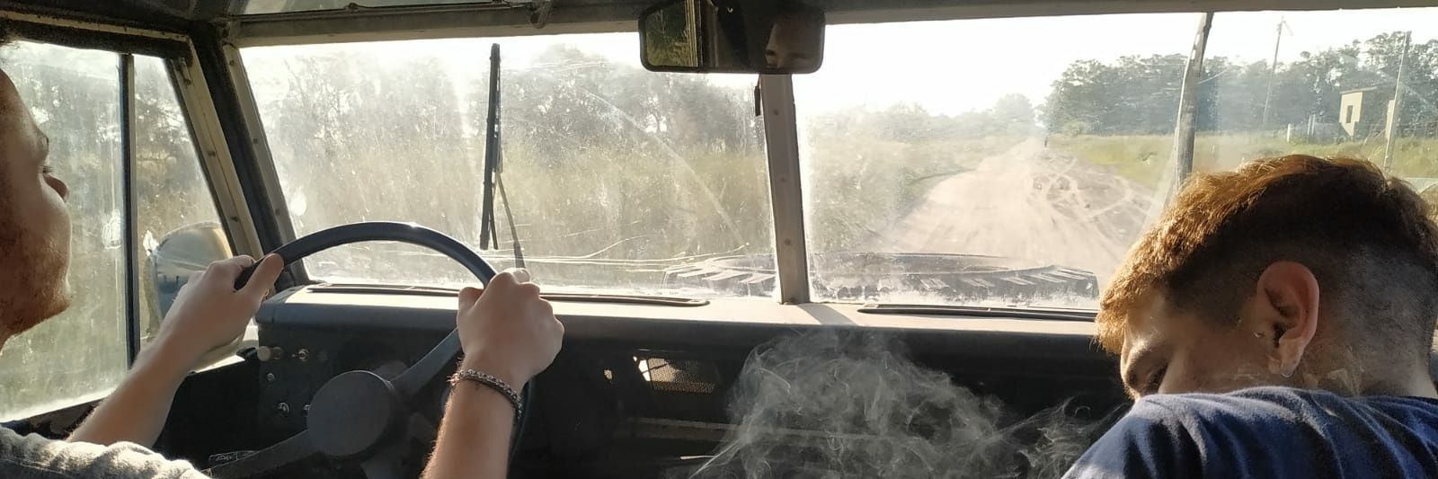 simonretik's profile banner image