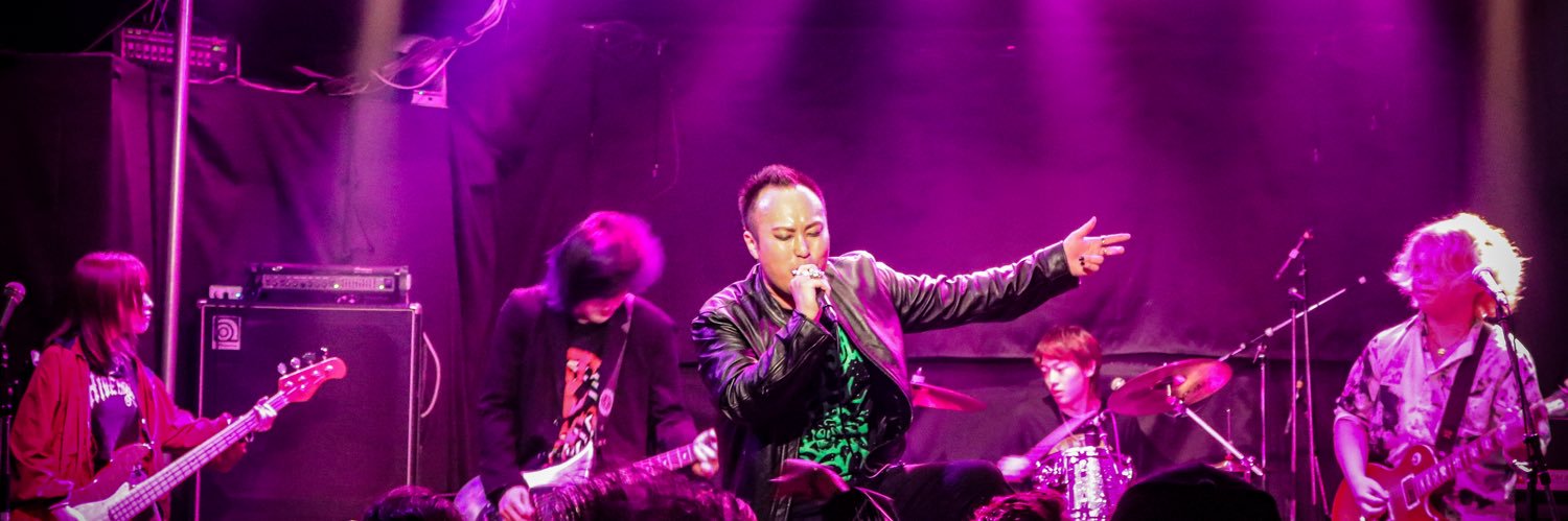prodigal_singer's profile banner image