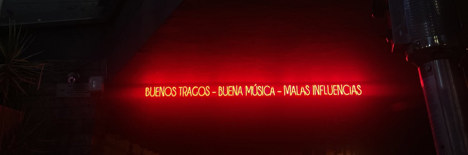 crisdavalar's profile banner image