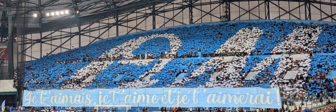adè banner
