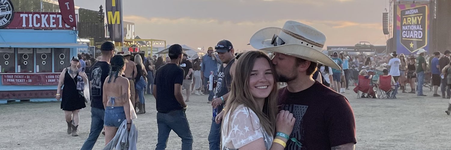 cami_1321's profile banner image