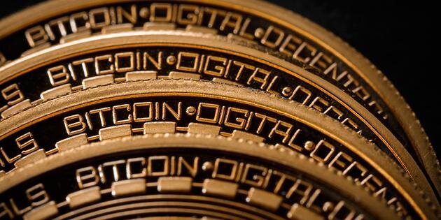 ACryptoTrader's profile banner image