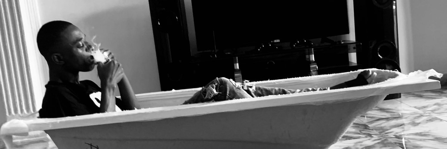 ezeh_roy's profile banner image
