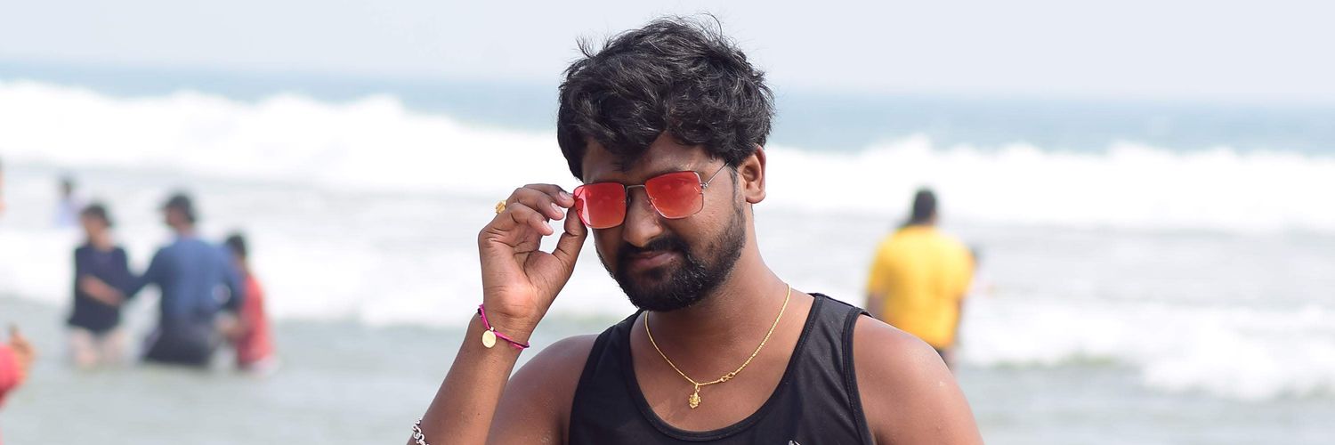 Maheeeeeeeeeeee's profile banner image