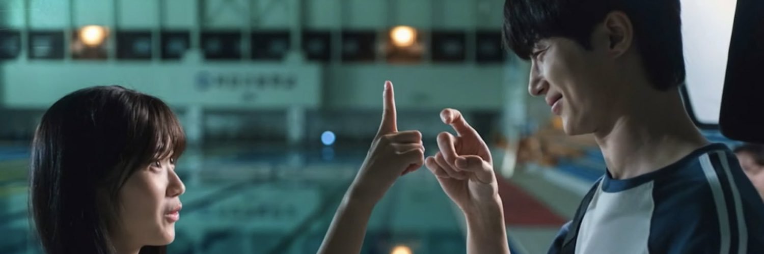 lailozw_'s profile banner image