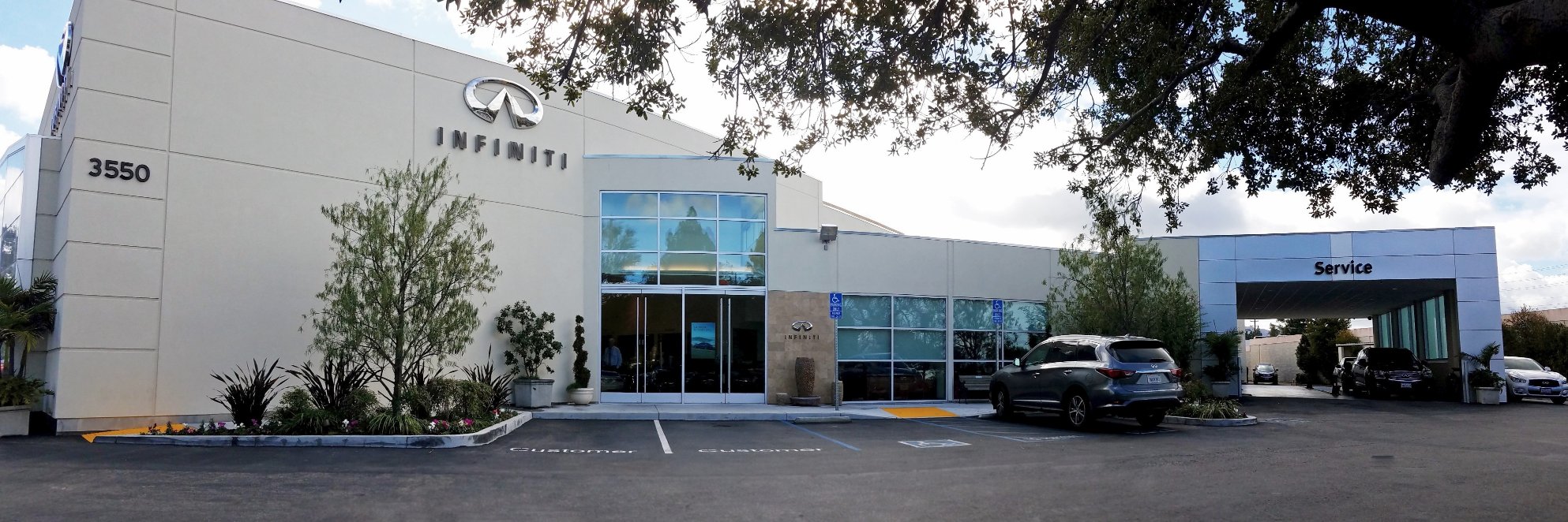 INFINITI of Thousand Oaks banner