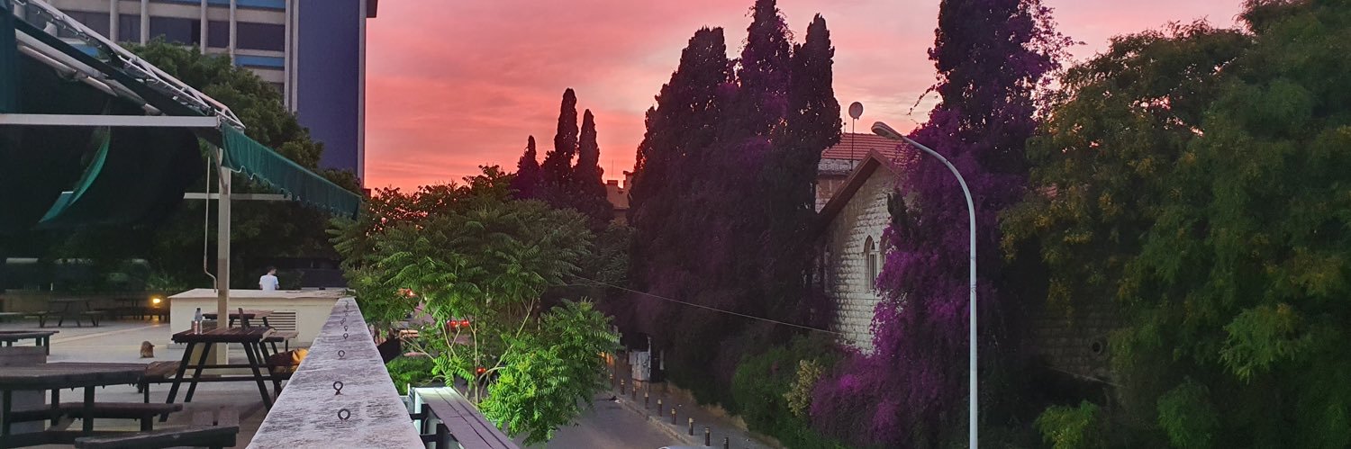 B7Joy's profile banner image