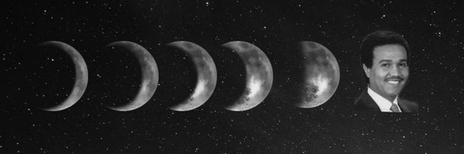 رائد banner