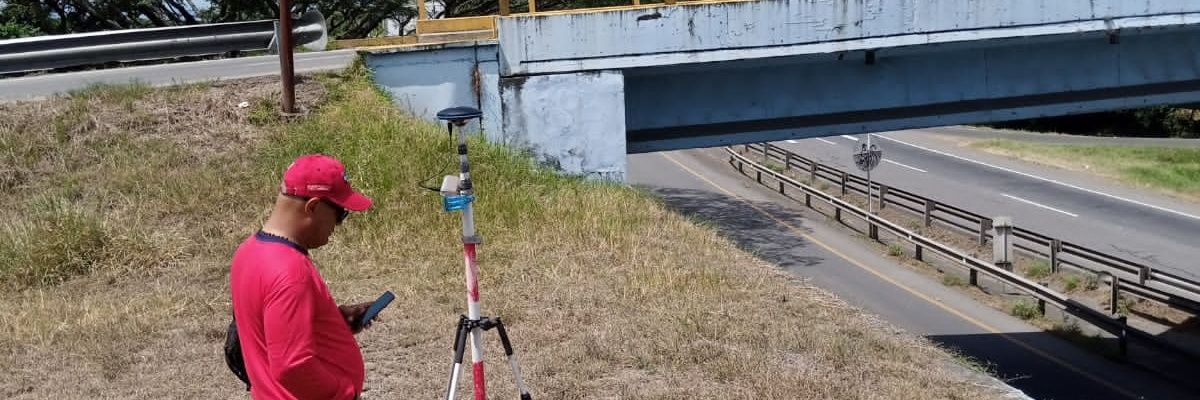 mavelo17's profile banner image