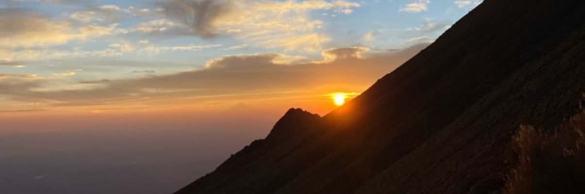 HeyTorress's profile banner image
