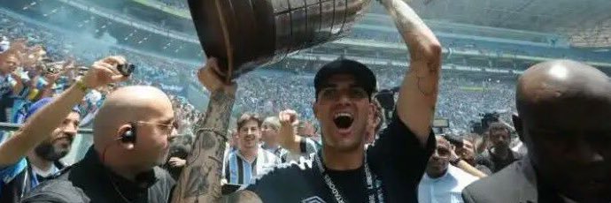 Robert Eduardo banner